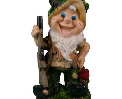 Садовая фигура Гномик в панаме с ружьем 23х42 см.
