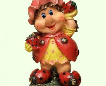 Садовая фигура Гномик пчелка с клубникой 26х41 см.