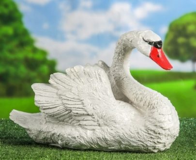 Садовая фигура Лебедь большой с расправленными крыльями