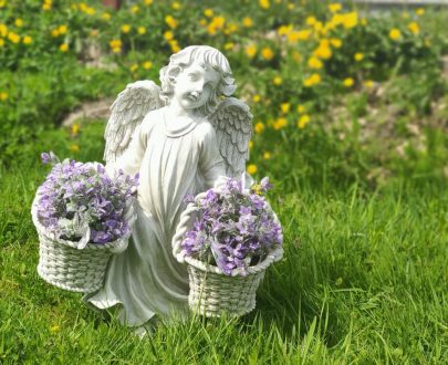 Садовая фигура Ангел с двумя корзинами, 59х48 см.
