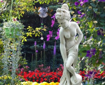 Античная скульптура Античная девушка №1, 73х38 см.