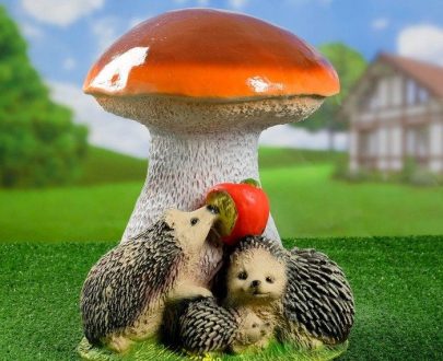 Садовая фигура Гриб с ежами и яблоком средний, 45 см.