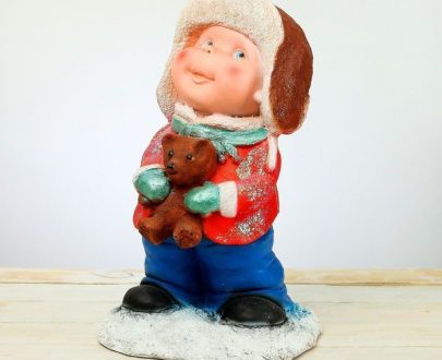 Фигура на новый год Мальчик с медвежонком (блестки), 50х24 см.