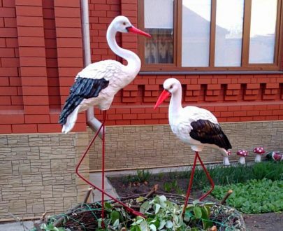 Садовая фигура Аисты  в гнезде