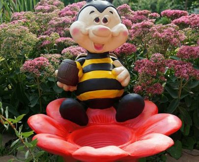 Садовое кашпо для цветов Пчела на цветке, 53х48 см.