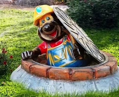 Декоративная крышка на люк Крот, 92х65х90 см.