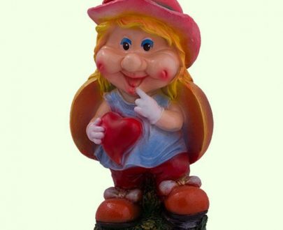 Садовая фигура Гномик пчелка с сердцем 25х42 см.