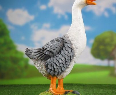 Садовая фигура Гусь, 45х30 см.