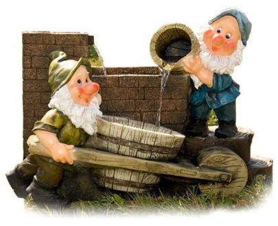 Фонтан для сада и интерьера - Гномы, 65х92 см.