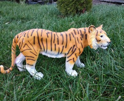 Садовая фигура тигр рыжий стоит 35х24 см