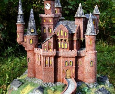 Декоративная крышка для люка «Замок» 95х90х90 см