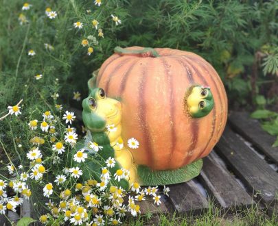 Садовая фигура Тыква с гусеницами 45х50 см