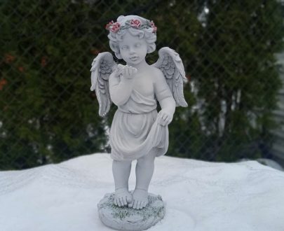 Ангел с розами воздушный поцелуй 50х25 см