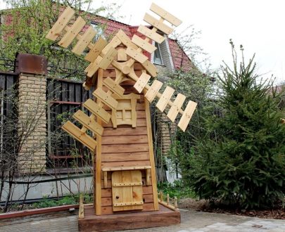 Мельница деревянная 55х55х160 см