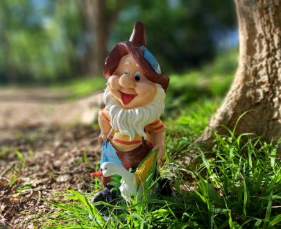 Садовая фигура Гном с гусем 19х38 см