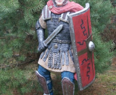 Скульптура Римлянин 185х110х80 см