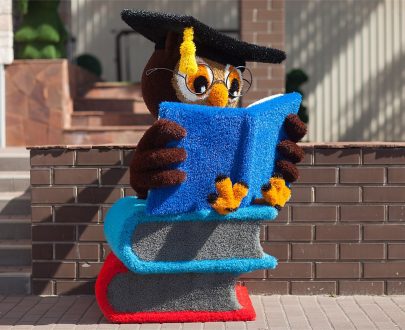 Топиари Сова на книгах цветная 150х110х95 см