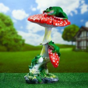 Садовая фигура Гриб поганка с лягушками, 55 см.