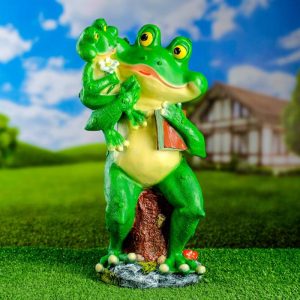 Садовая фигура Лягушка с лягушонком и книжкой 40х19 см