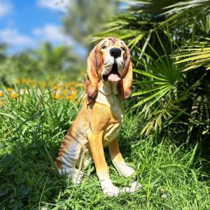 Садовая фигура собака Бладхаунд, 59х32 см.