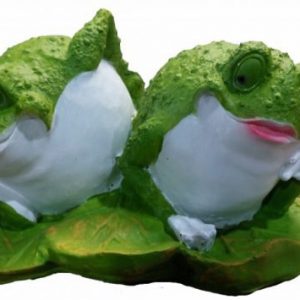 Садовая фигура Две лягушки 16х30 см