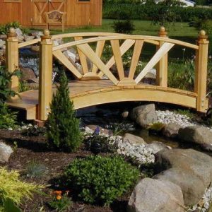 Садовый мостик из дерева 80х120х70 см