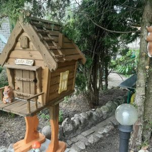 Деревянная избушка большая 60х90х180 см