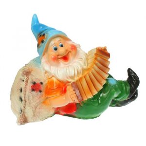 Садовая фигура Гномик с гармошкой 26х34х22 см.