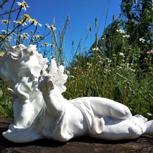 Садовая фигура Ангел мечтатель, 30 см.