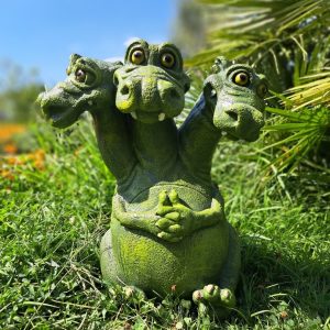 Садовая фигура из сказки Змей Горыныч 67х50 см.