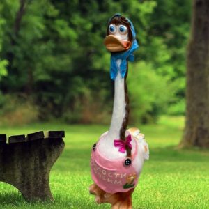 Садовая фигура Гусыня Милости просим 78х38 см