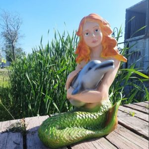 Садовая фигура Русалка и дельфин из сказки  58х40 см.