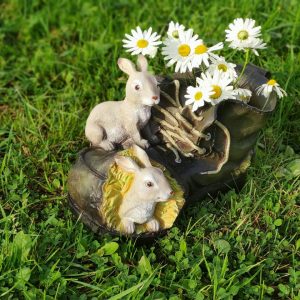 Кашпо Башмак с зайцами 30х20 см