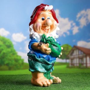 Садовая фигура Гном с арбузом 32х70 см.