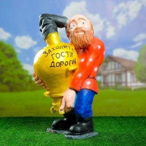 Садовая фигура Дед с самоваром 65 см.