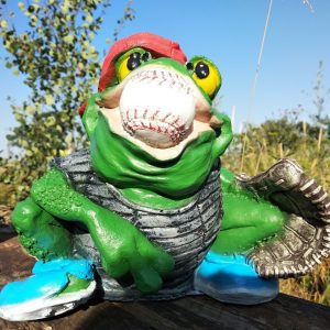 Садовая фигура Лягушка бейсболист, 16х24 см.