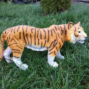 Садовая фигура тигр рыжий стоит 35х24 см