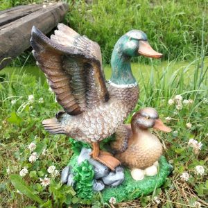 Садовая фигура Утка с селезнем, 35 см.