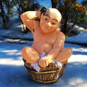 Садовая фигура Банщик в тазу, 60 см.