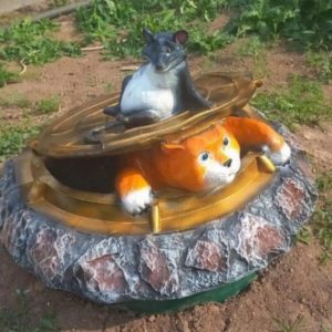 Крышка на люк кот с мышью 90х 90 х 50 см